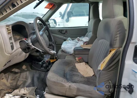 2003 Chevrolet S Truck S10 z USA, uszkodzony, nr VIN 1GCCS19X638204675